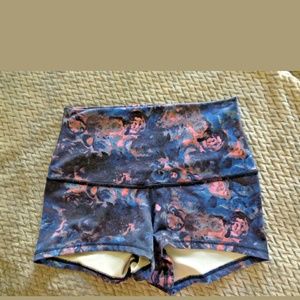 Lululemon Moody Mirage Boogie Yoga Shorts 2